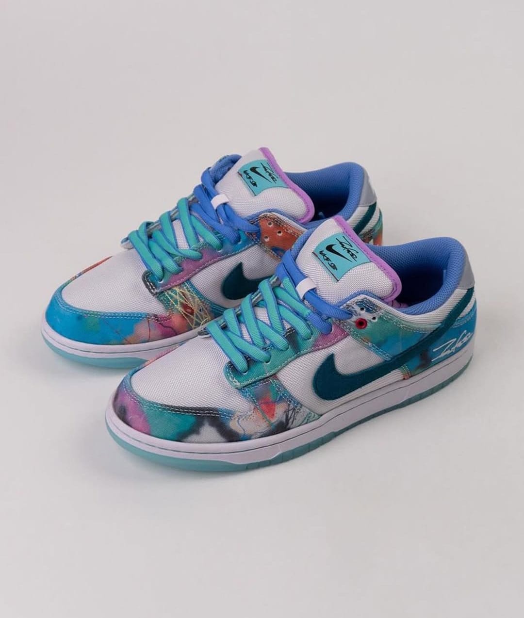 SB Dunk Low | Futura Artist Series