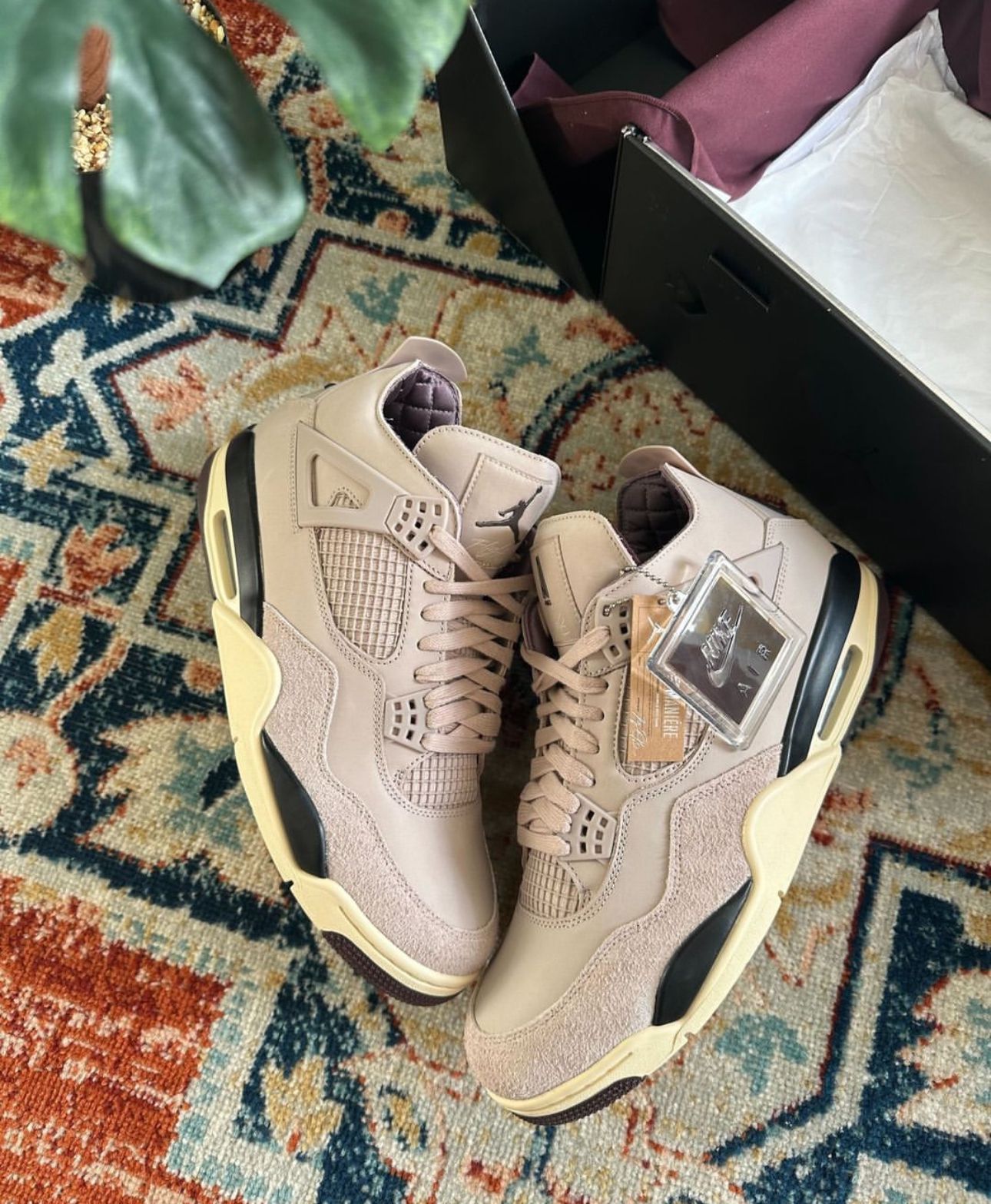 👑 Air Jordan 4 x A Ma Maniére – Luxury Street Fusion Drop