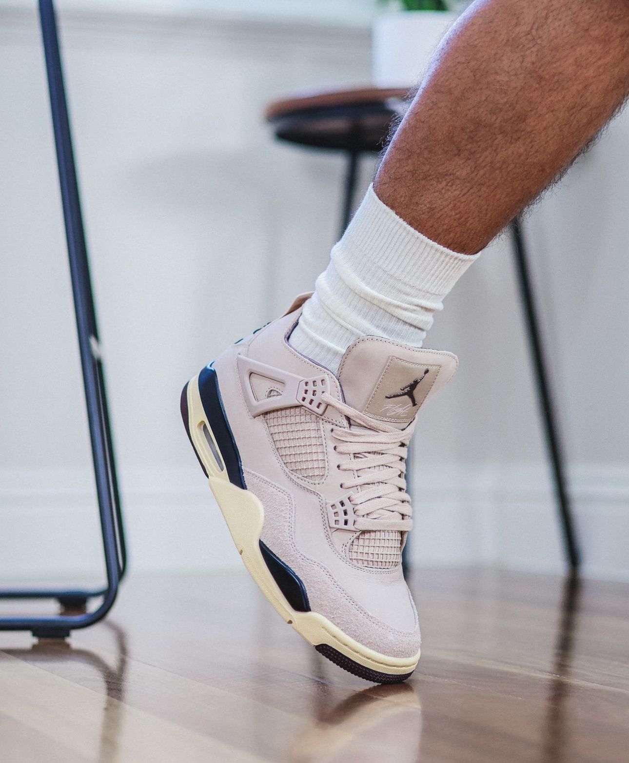 👑 Air Jordan 4 x A Ma Maniére – Luxury Street Fusion Drop