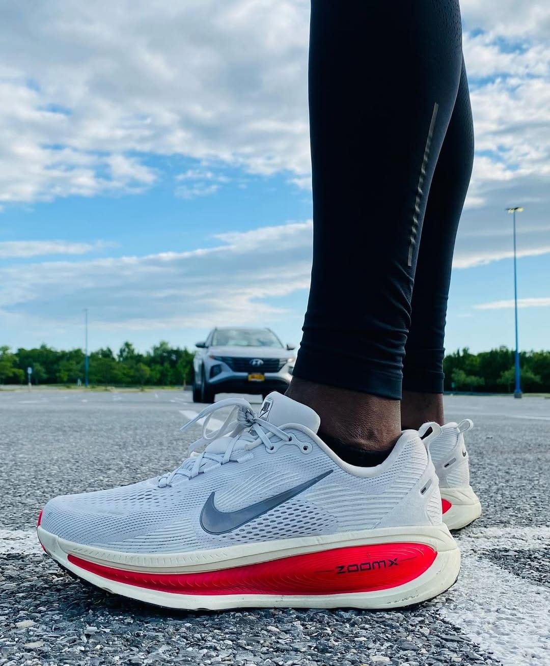 Zoom Runner 18 | Platinum Siren Red Edition (Box Packed)