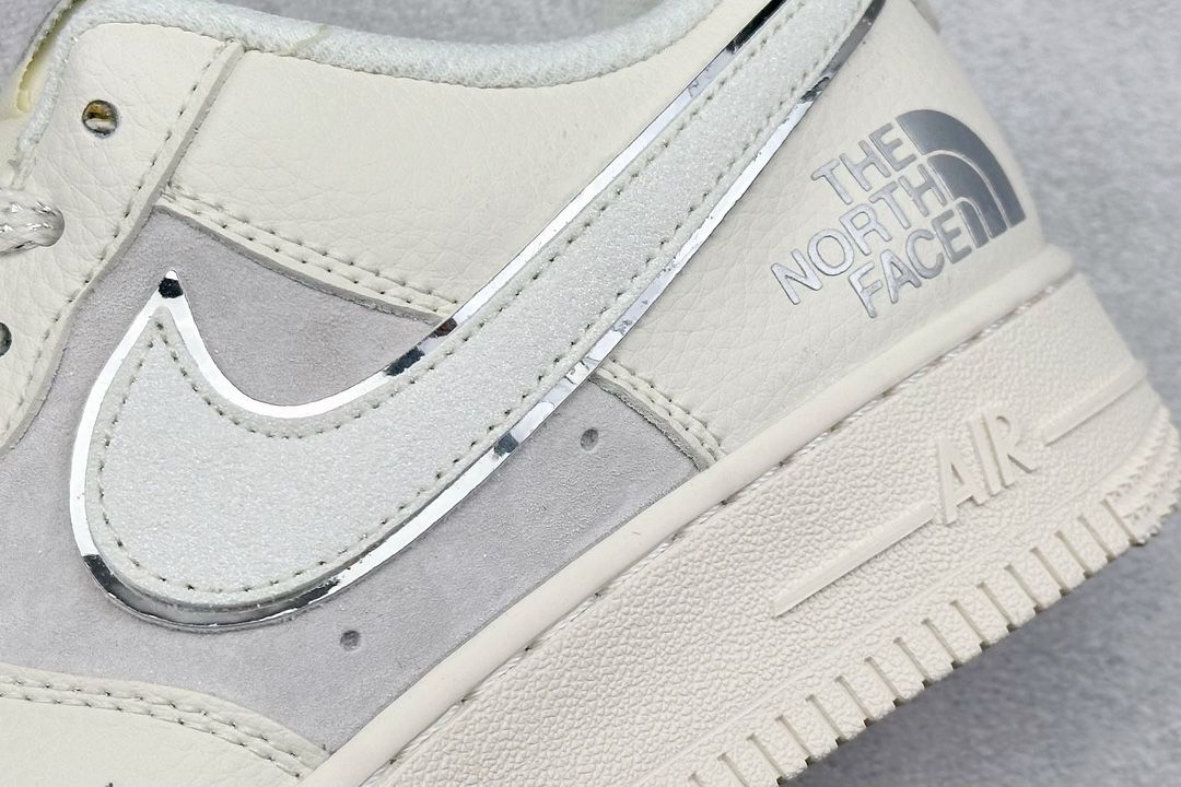 🏔️ AF1 Low "North Drift 2025" – White Beige Drop