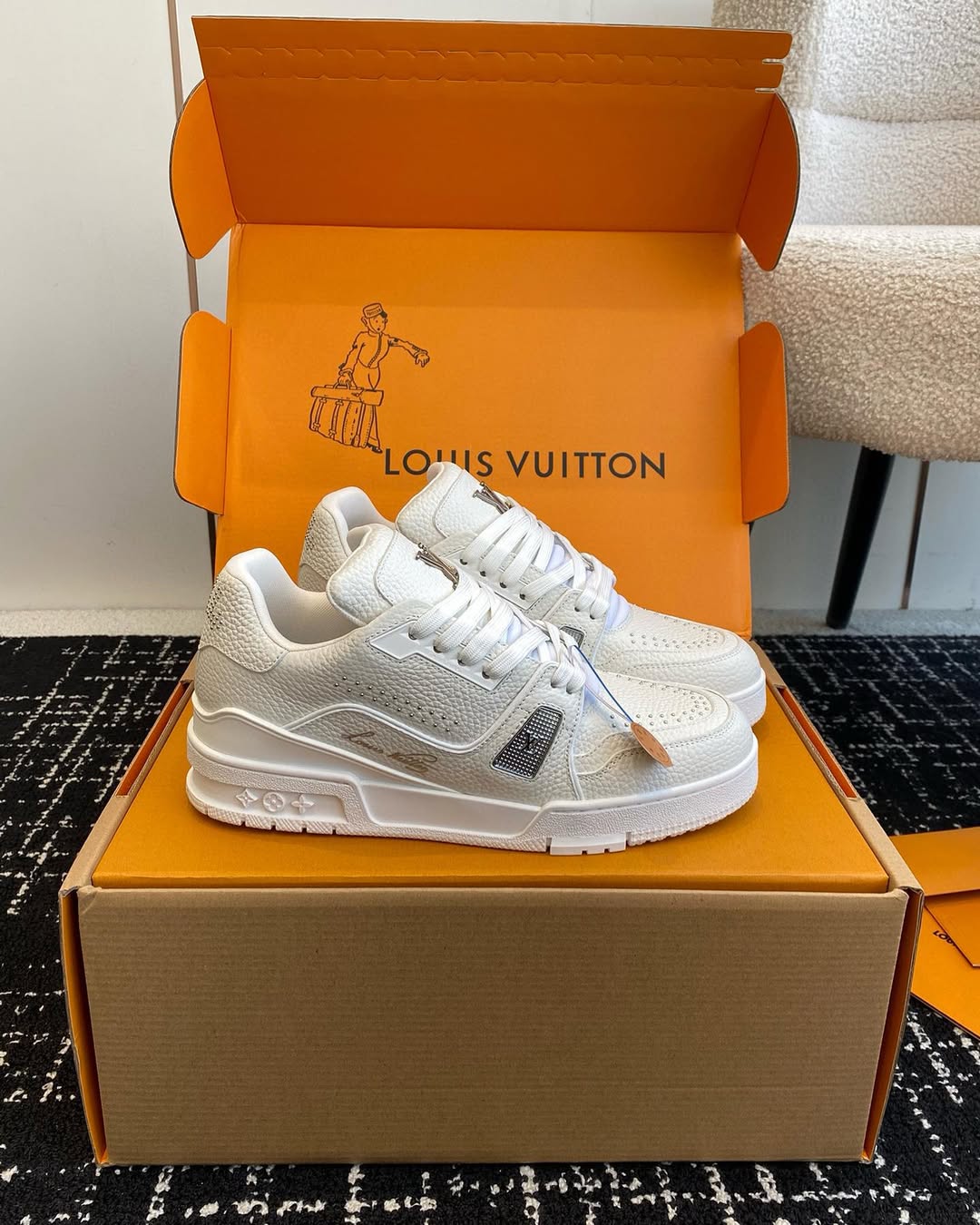 LV Trainer "Triple White"