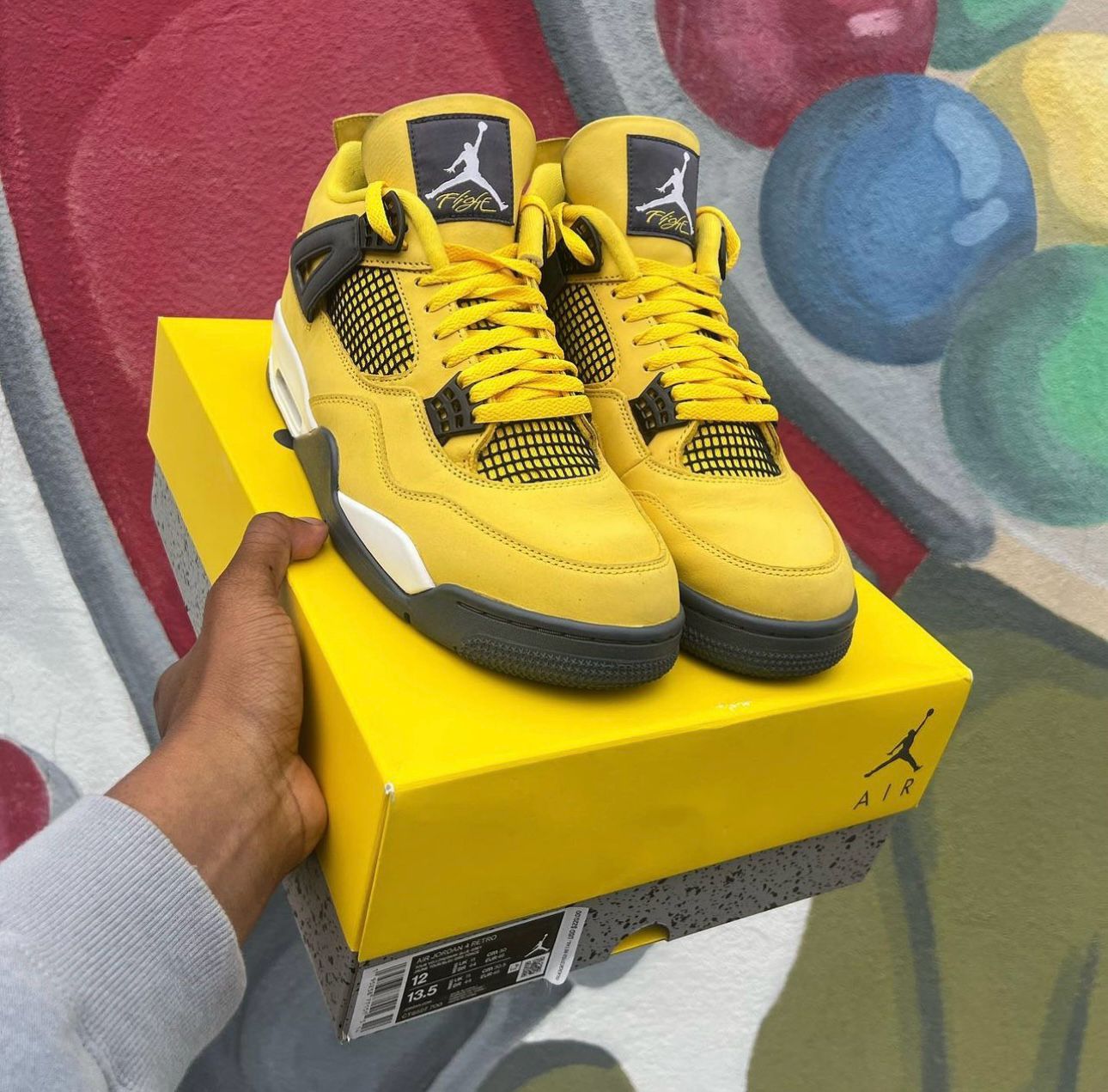 Air jordan 4 Lightning Semi UA