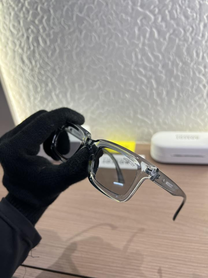 Moscot 14 Light Grey Premium Shades