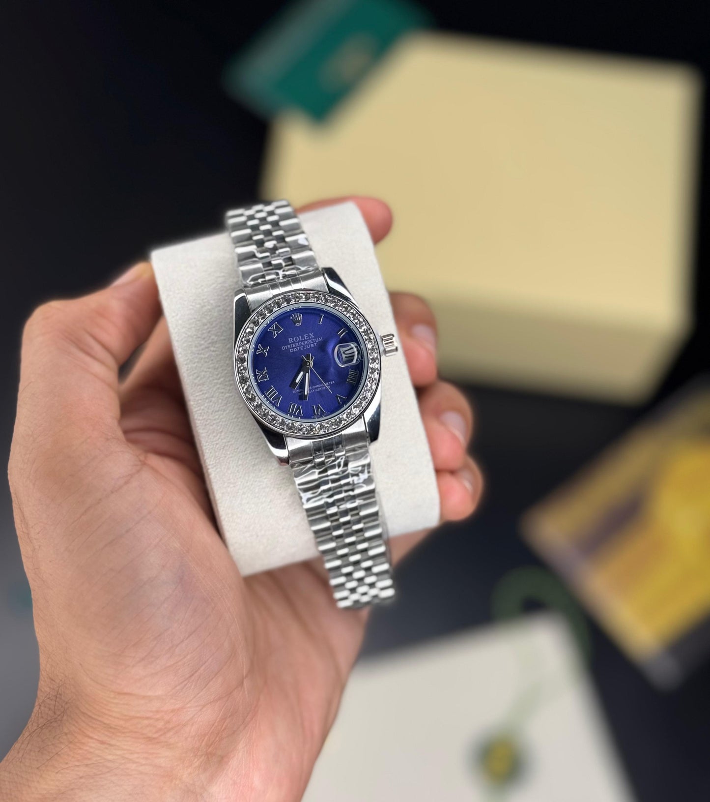 Hot-Selling Rolex Day & Date (For Girls)